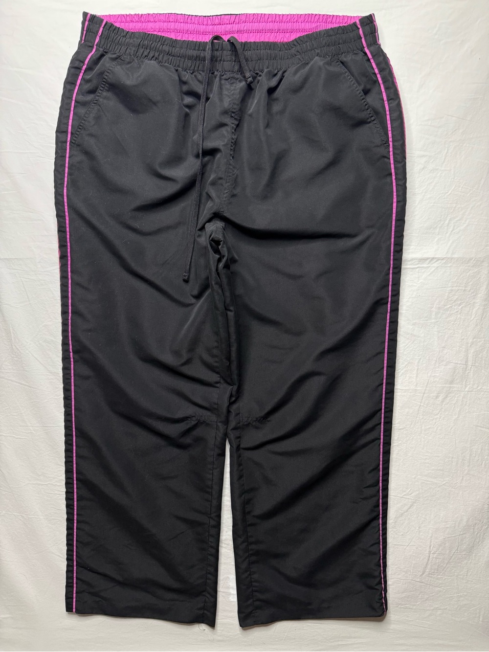 Threehearts - Y2k Black Track Pants with Pink Trim